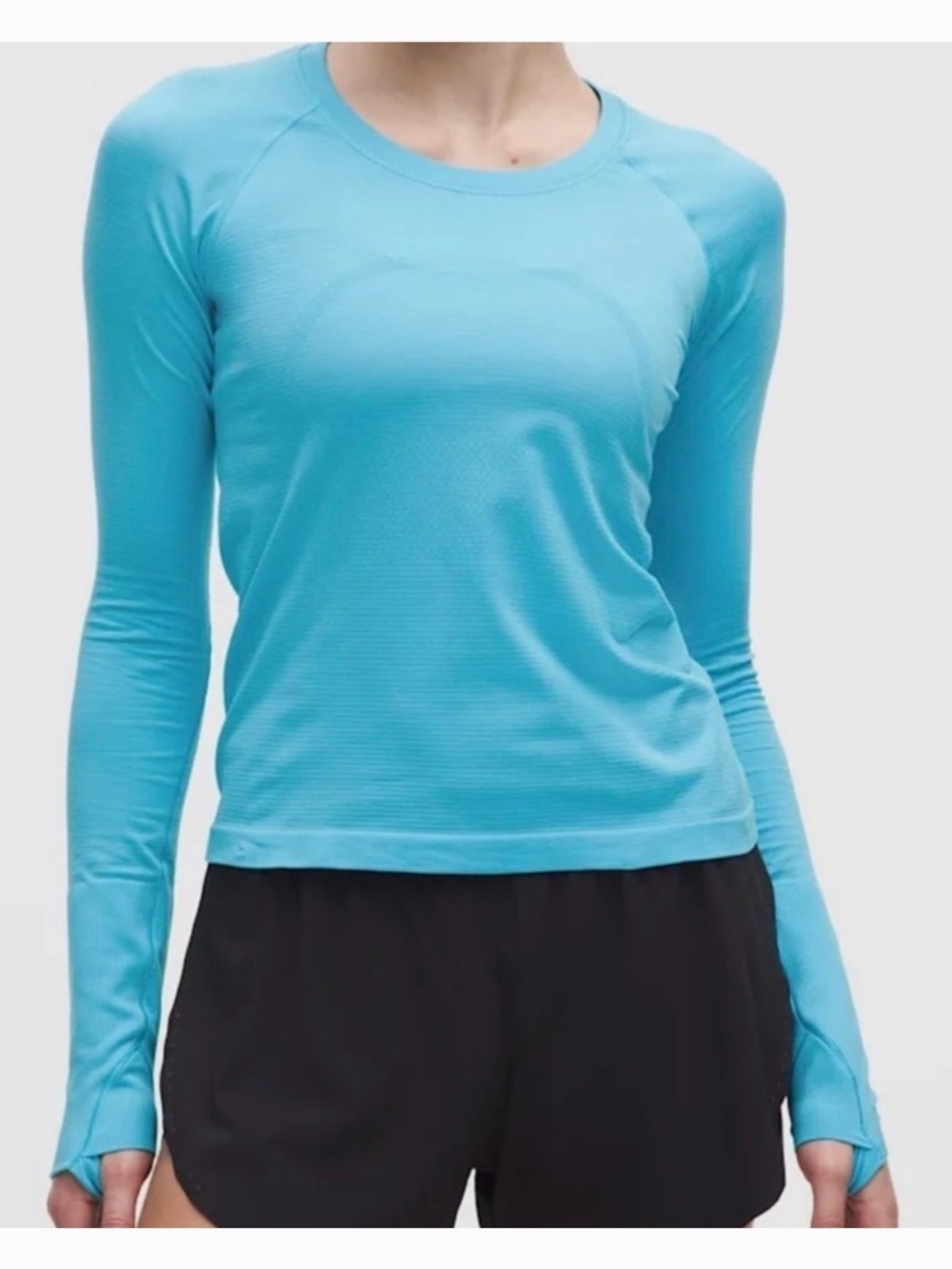 Lululemon long sleeve top size 2